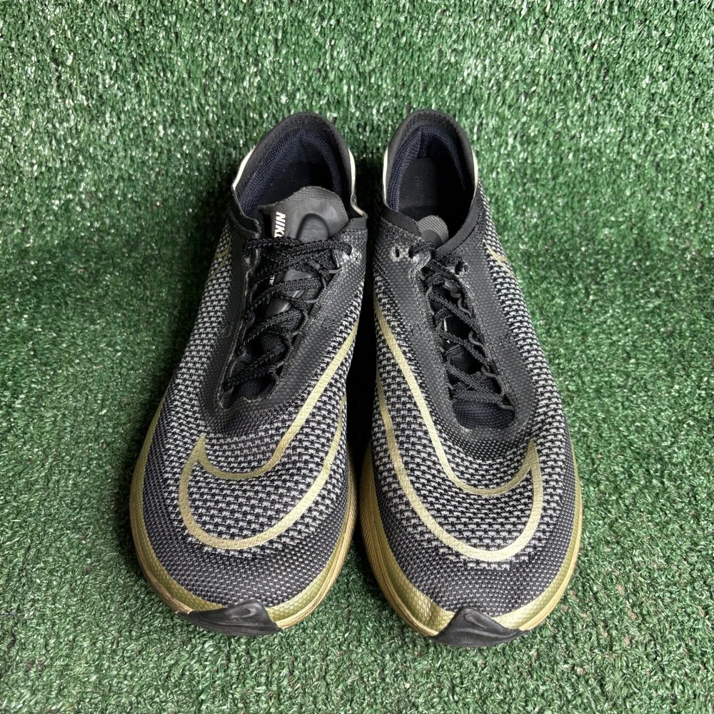Nike ZoomX Streakfly Road Racing Athletic Sneaker Black Gold Grain Mens Size 10